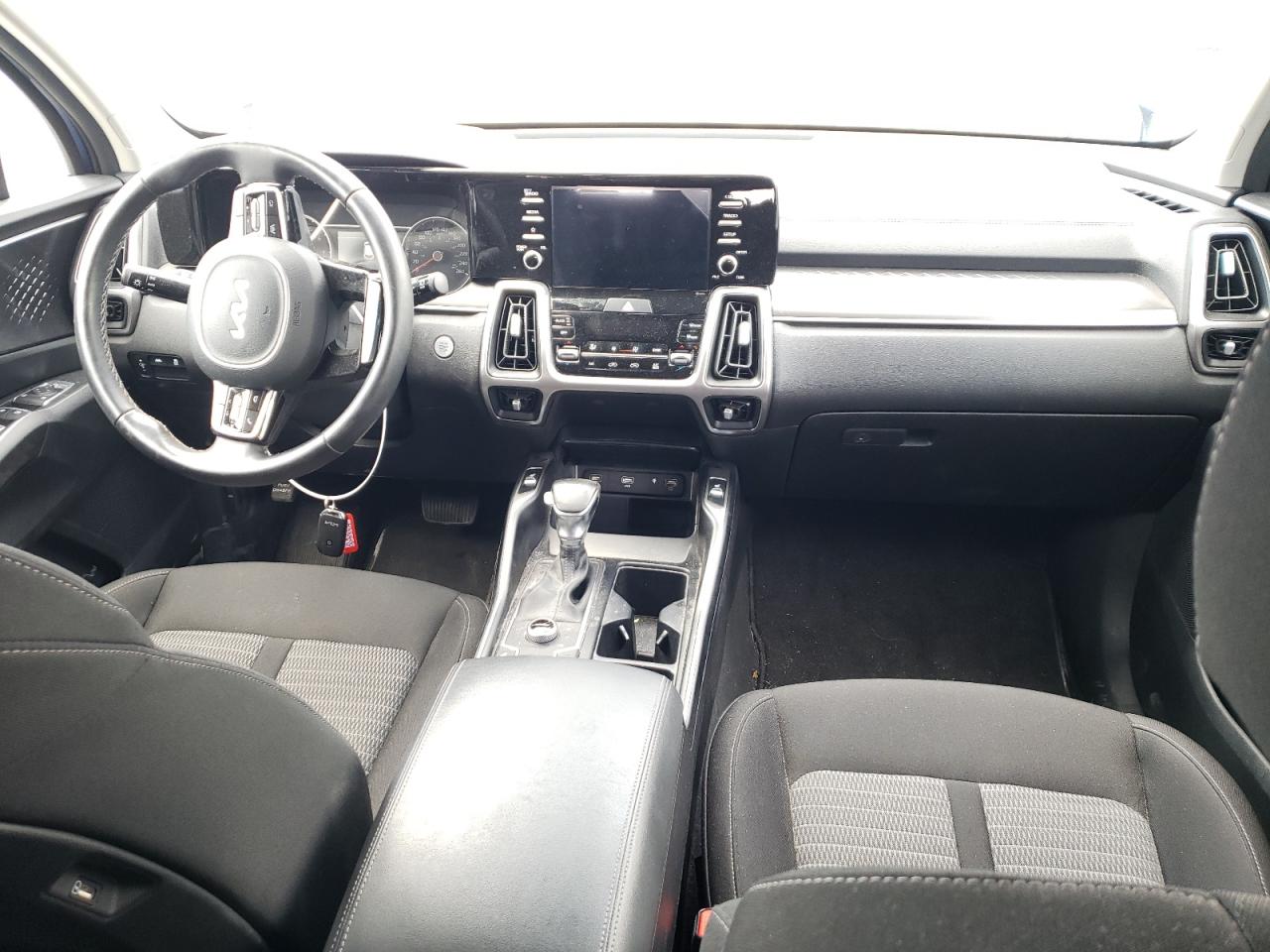 2022 KIA SORENTO LX VIN:5XYRGDLC3NG095882