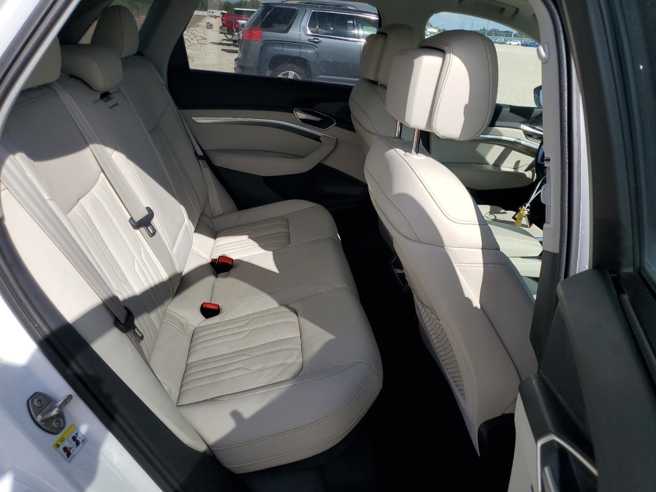 2024 AUDI Q8 E-TRON PRESTIGE VIN:WA16AAGE2RB013276
