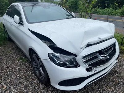 2016 Mercedes-Benz E 300 VIN: