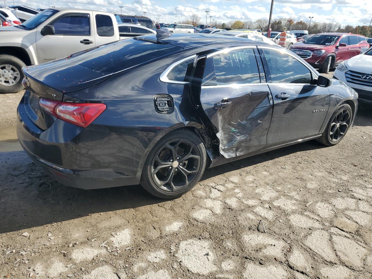 2022 CHEVROLET MALIBU LT VIN:1G1ZD5ST2NF177467