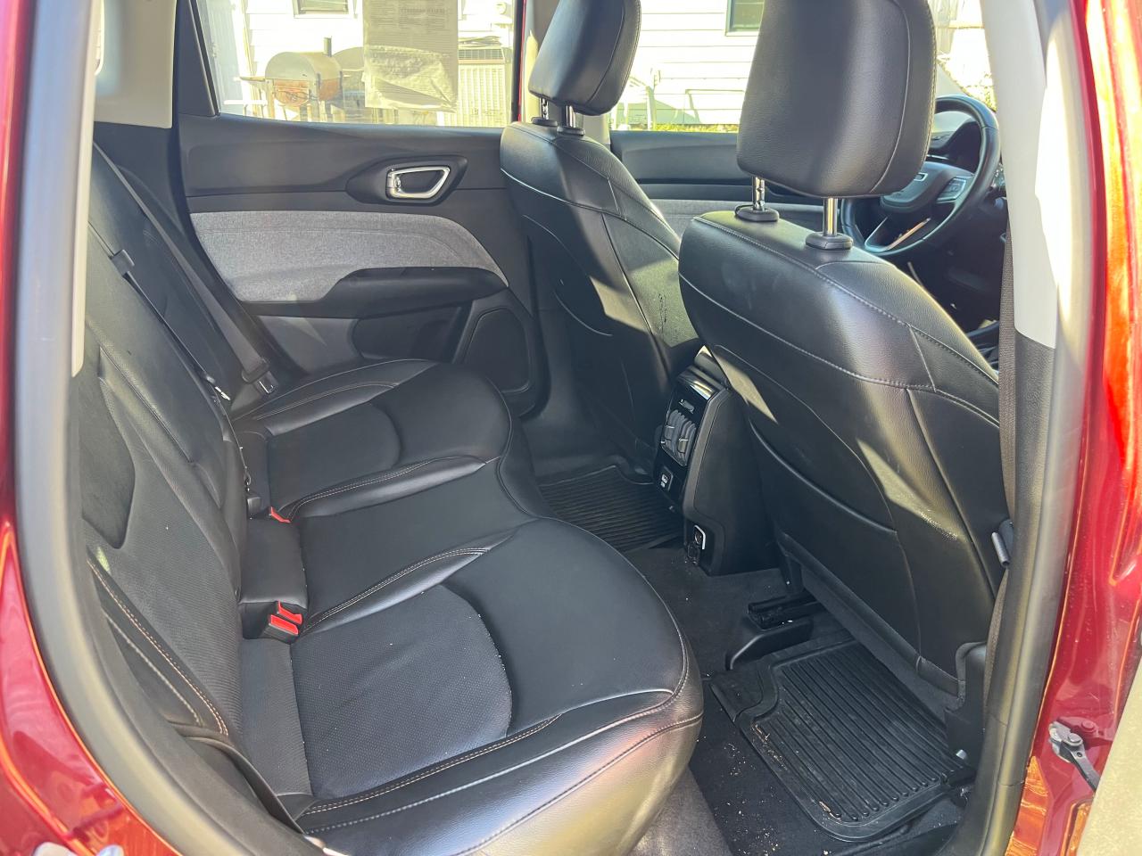 2022 JEEP COMPASS LATITUDE LUX VIN:3C4NJDFBXNT129442