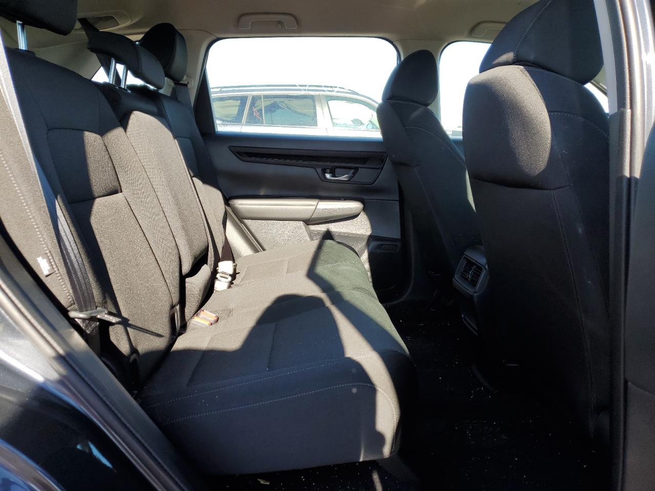 2024 HONDA CR-V LX VIN:2HKRS4H29RH432388