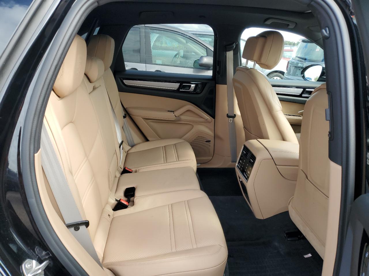 2023 PORSCHE CAYENNE BASE VIN:WP1AA2AY4PDA01817