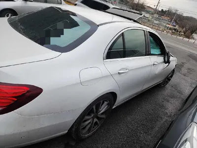 2019 Mercedes-Benz E 300 WDDZF4KB5KA672067 VIN:WDDZF4KB5KA672067