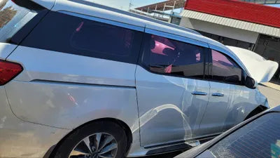 2014 Kia Carnival VIN: