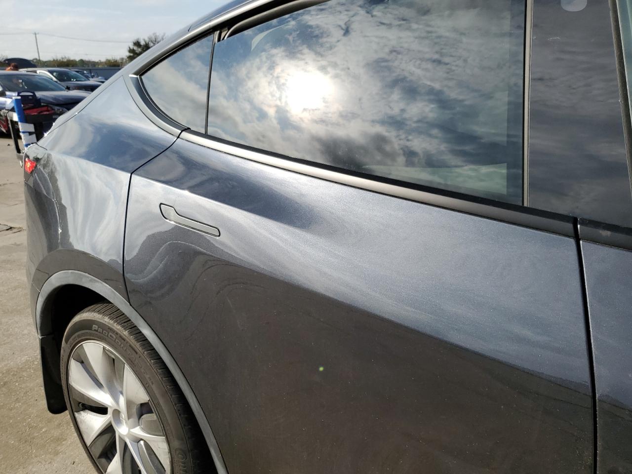 2024 TESLA MODEL Y  VIN:7SAYGDED6RF054499