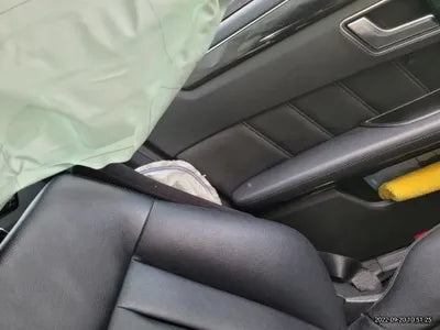 2015 Mercedes-Benz E 220 VIN: