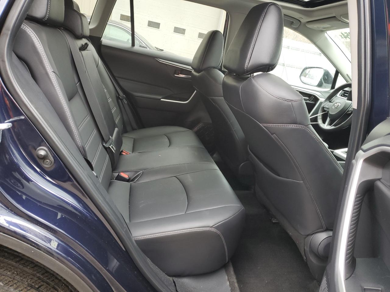 2023 TOYOTA RAV4 XLE PREMIUM VIN:2T3A1RFV9PW384892