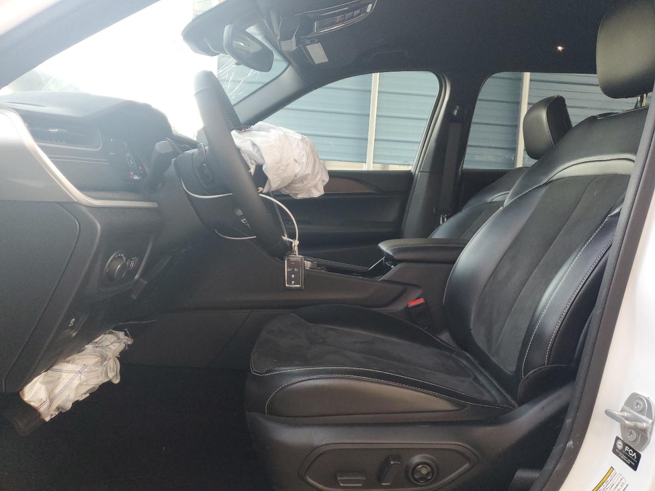 2023 JEEP GRAND CHEROKEE L LAREDO VIN:1C4RJKAG6P8800289