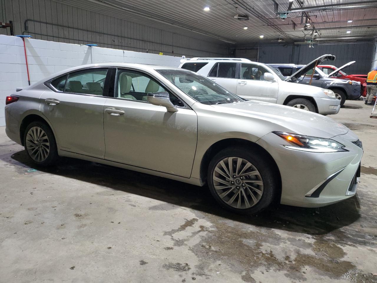 2022 LEXUS ES 300H BASE VIN:58AEA1C17NU018349