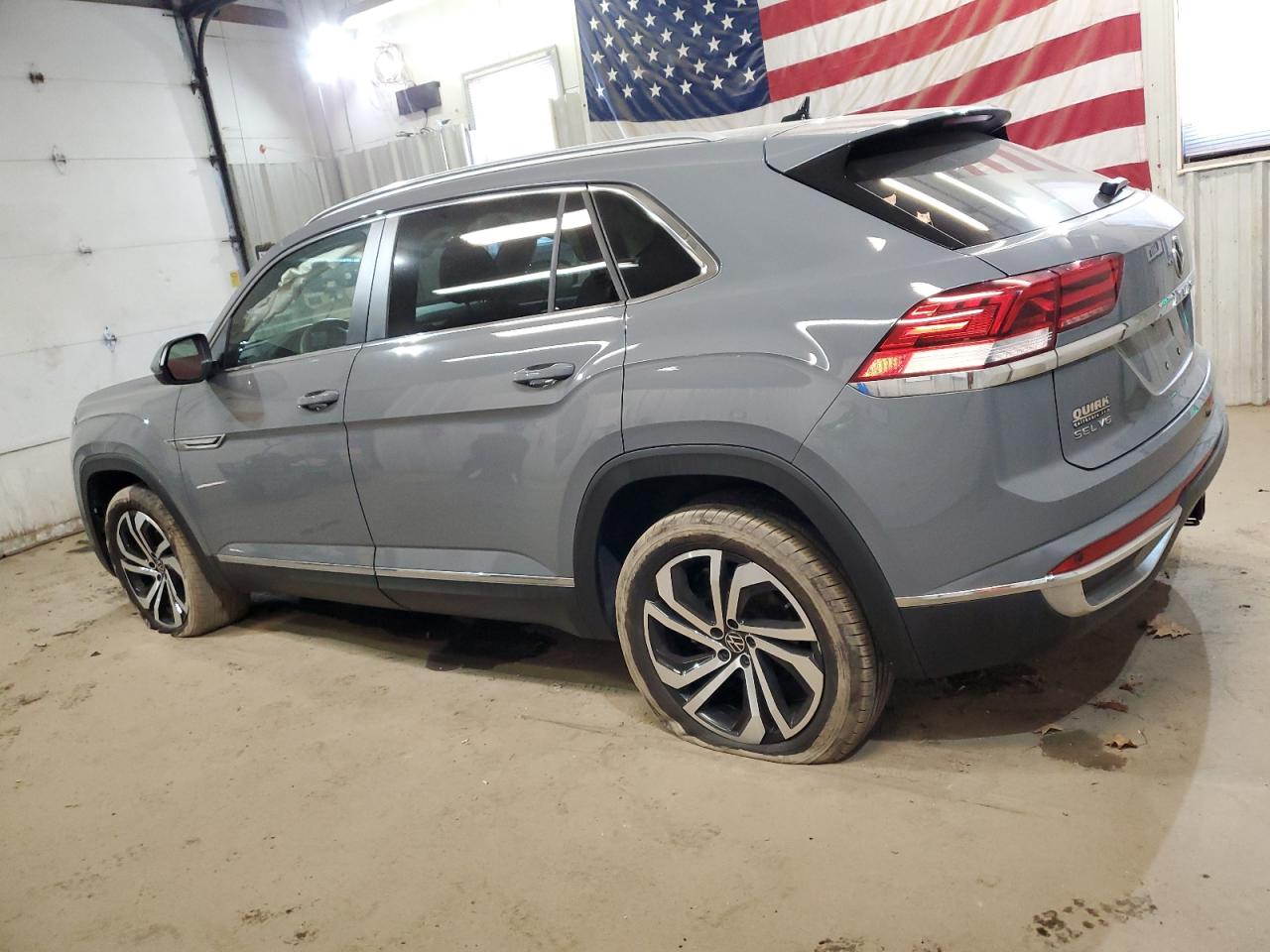 2022 VOLKSWAGEN ATLAS CROSS SPORT SEL VIN:1V2BE2CA6NC211539