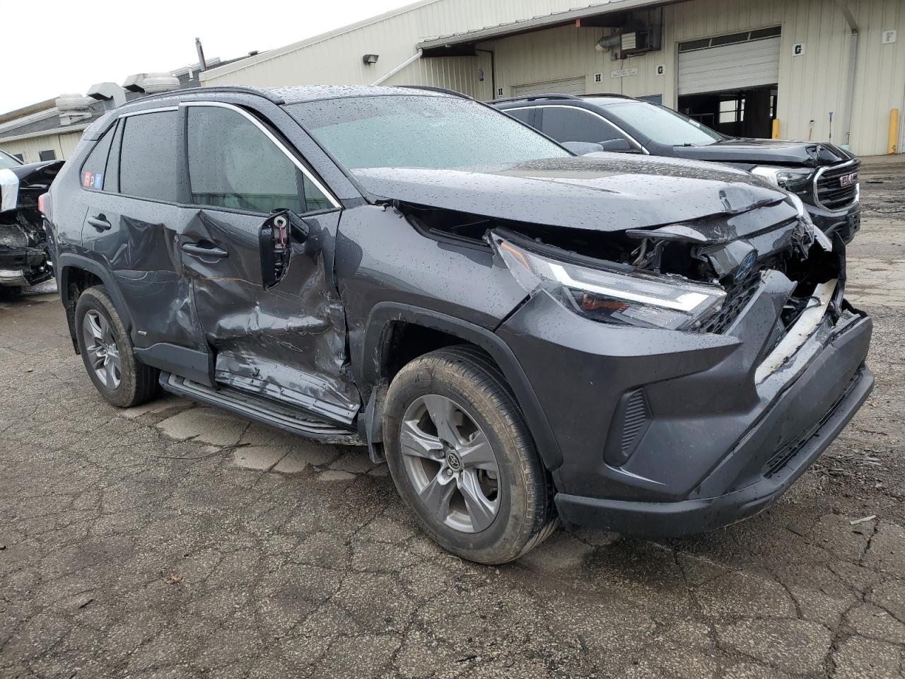 2022 TOYOTA RAV4 XLE VIN:4T3RWRFV2NU73483