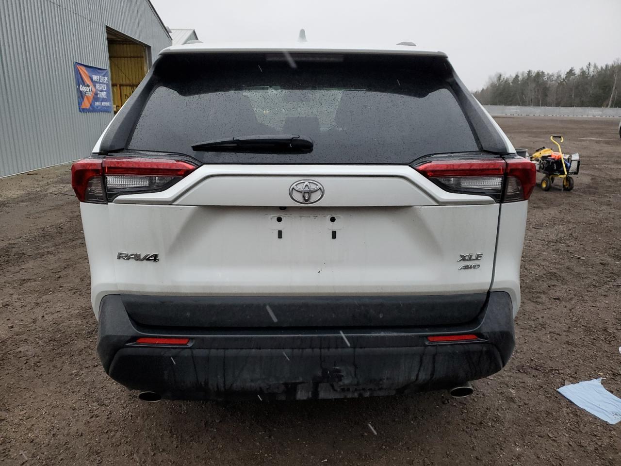 2024 TOYOTA RAV4 XLE VIN:2T3R1RFV0RW445343