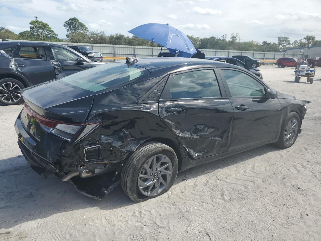 2024 HYUNDAI ELANTRA SEL VIN:KMHLM4DG3RU745911