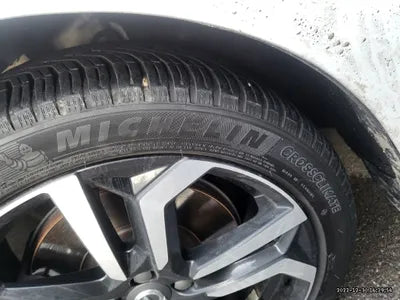 2018 Volvo V40 YV1MZA8KDJ2140191 VIN:YV1MZA8KDJ2140191