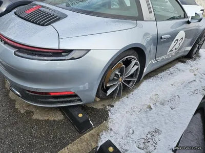 2021 Porsche 911 Targa VIN: