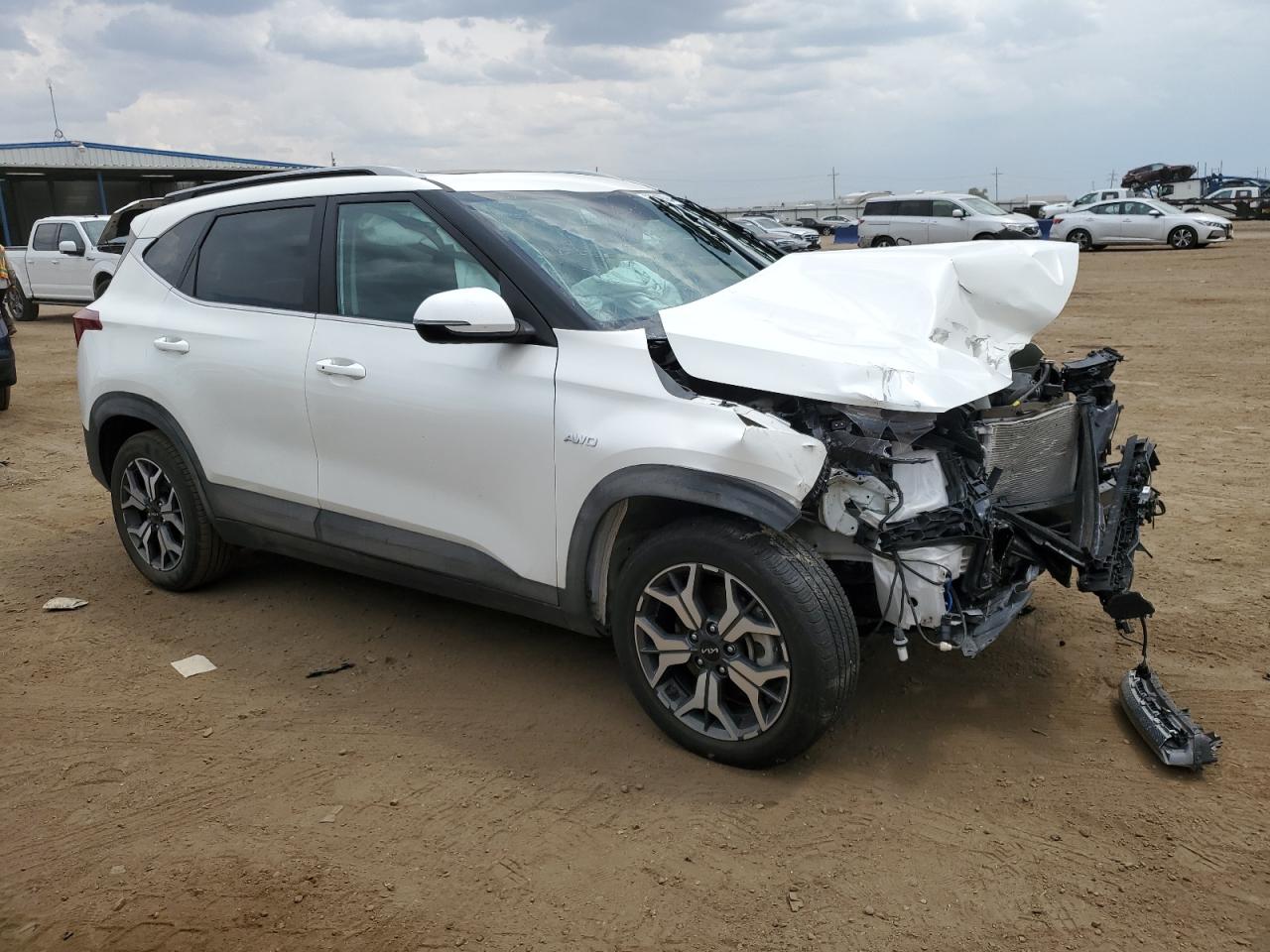 2023 KIA SELTOS EX VIN:KNDERCAAXP7403344