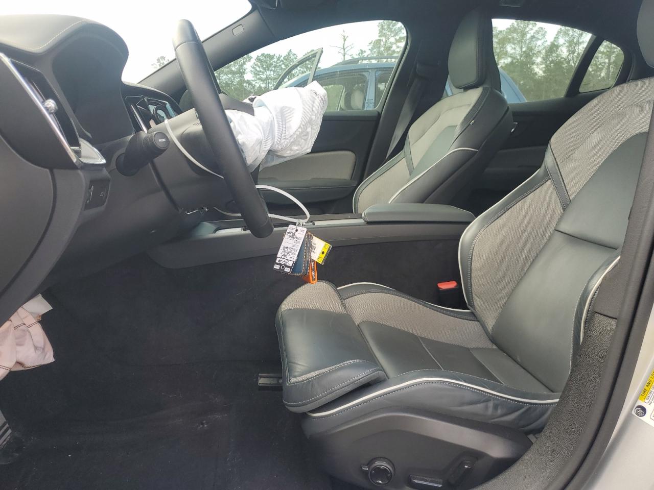 2022 VOLVO S60 B5 R-DESIGN VIN:7JRL12FM1NG162302