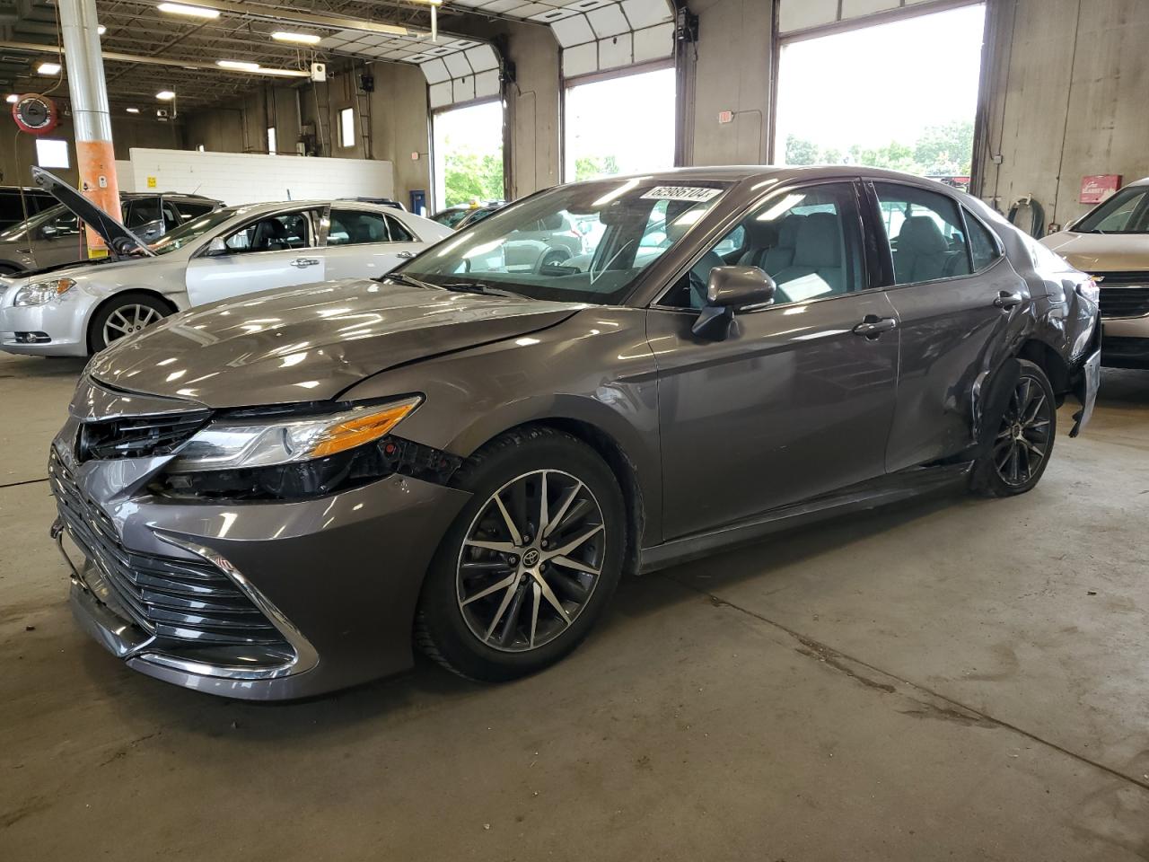 2022 TOYOTA CAMRY XLE VIN:4T1F31AK2NU579771