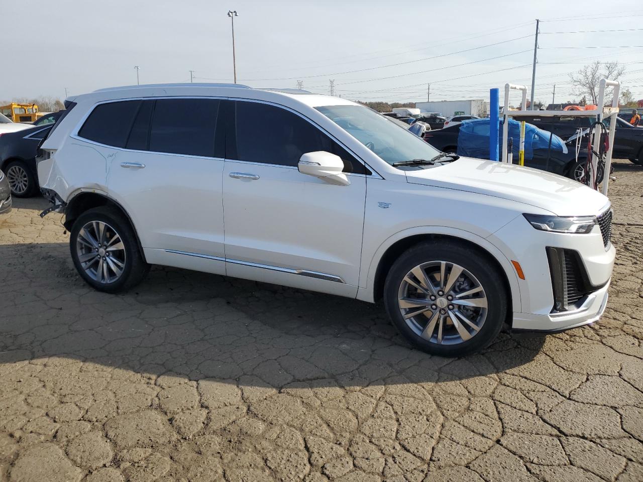 2022 CADILLAC XT6 PREMIUM LUXURY VIN:1GYKPDRS5NZ149307