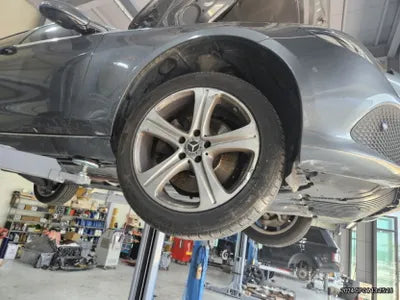 2018 Mercedes-Benz E 220 VIN: