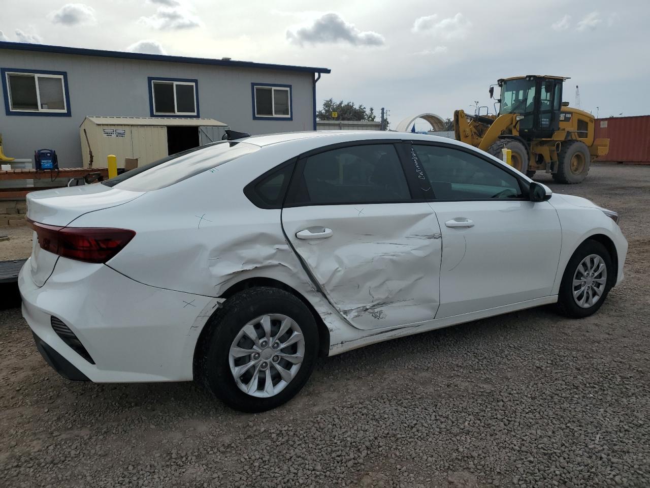 2023 KIA FORTE LX VIN:3KPF24AD1PE677301