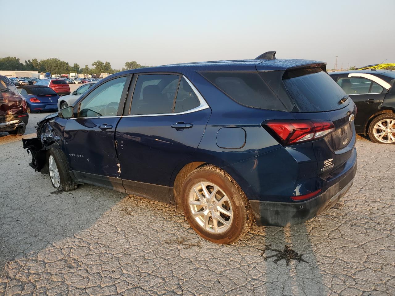 2022 CHEVROLET EQUINOX LT VIN:3GNAXKEV0NL257211