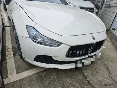 2016 Maserati Ghibli VIN: