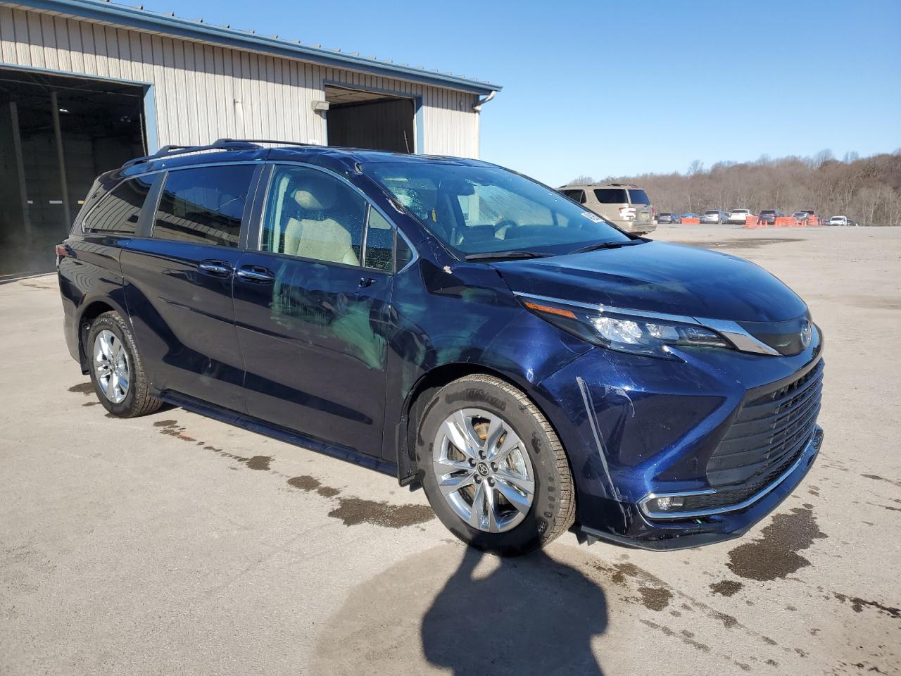 2024 TOYOTA SIENNA XLE VIN:5TDJSKFC6RS109729