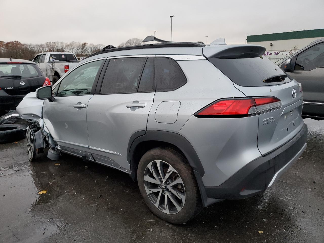 2022 TOYOTA COROLLA CROSS XLE VIN:7MUDAABG2NV031016