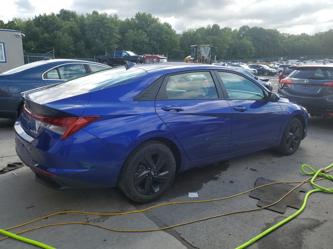 2023 HYUNDAI ELANTRA BLUE VIN:KMHLM4AJ8PU088682