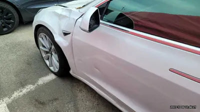 2020 Tesla Model 3 5YJ3E1EB0LF725098 VIN:5YJ3E1EB0LF725098