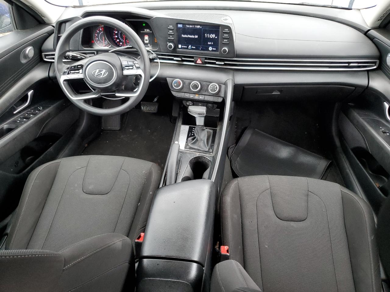 2022 HYUNDAI ELANTRA SE VIN:KMHLL4AG0NU291313