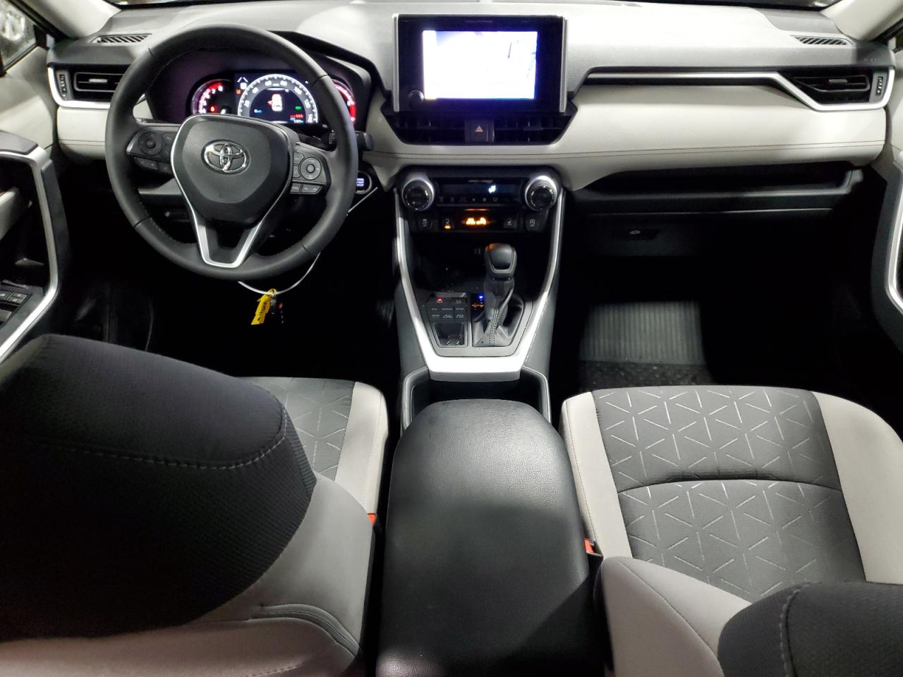 2023 TOYOTA RAV4 XLE VIN:2T3P1RFV6PW404588