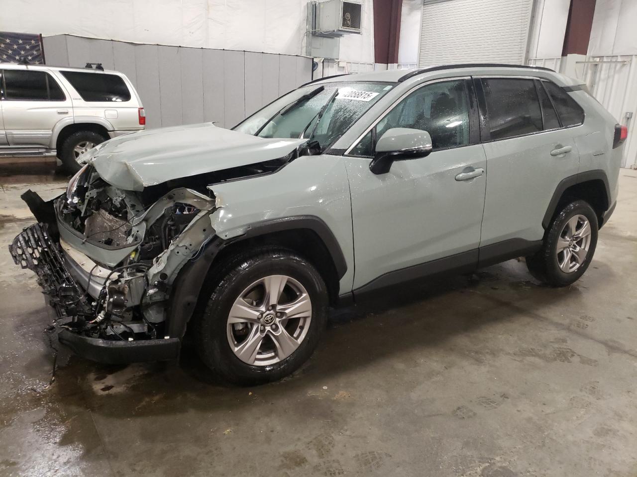 2022 TOYOTA RAV4 XLE VIN:2T3P1RFV2NW265511