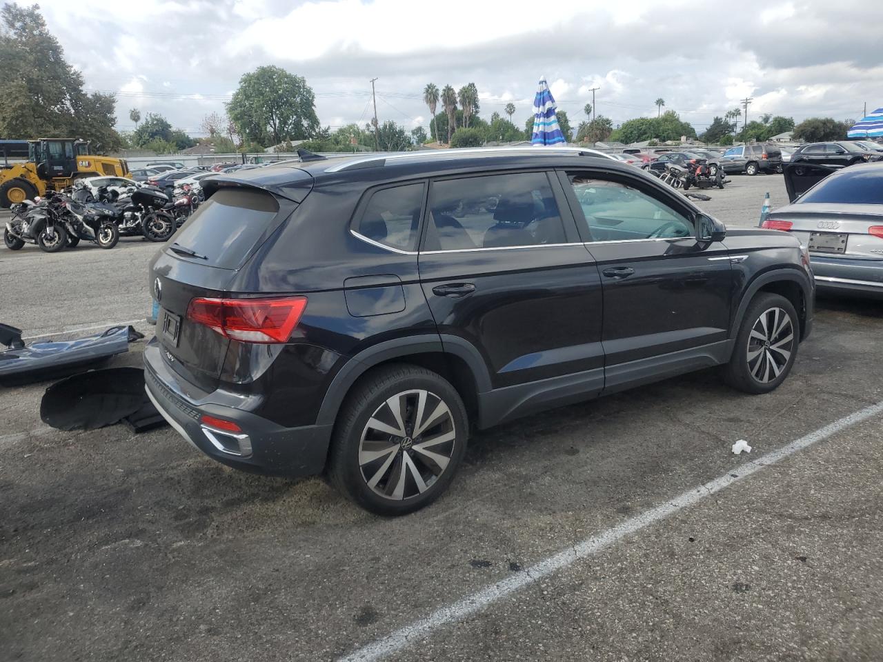 2022 VOLKSWAGEN TAOS SE VIN:3VVRX7B23NM090857