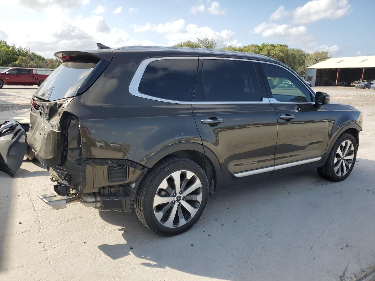 2022 KIA TELLURIDE S VIN:5XYP6DHC0NG212417