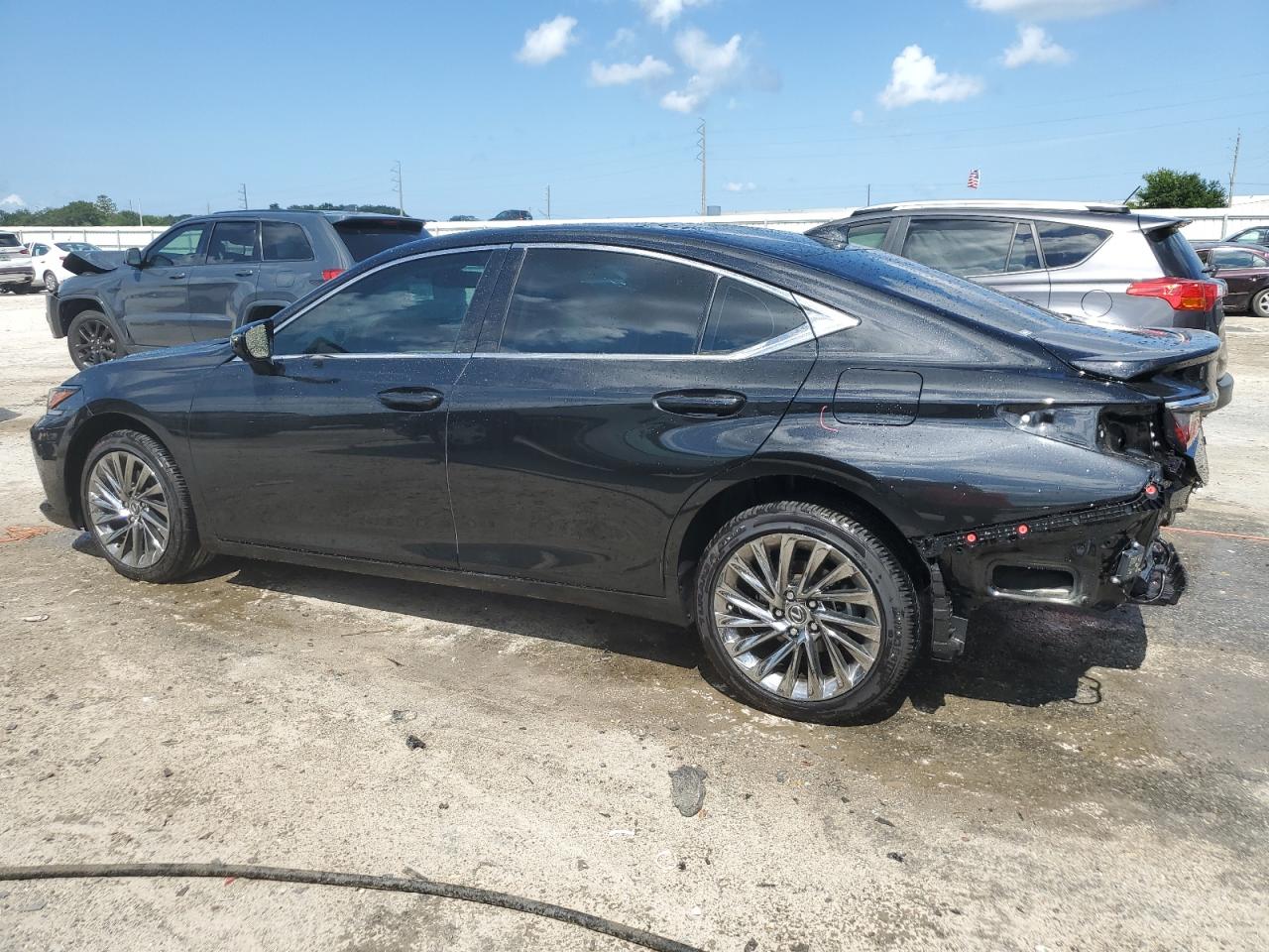 2024 LEXUS ES 300H BASE VIN:58AFA1C17RU042077