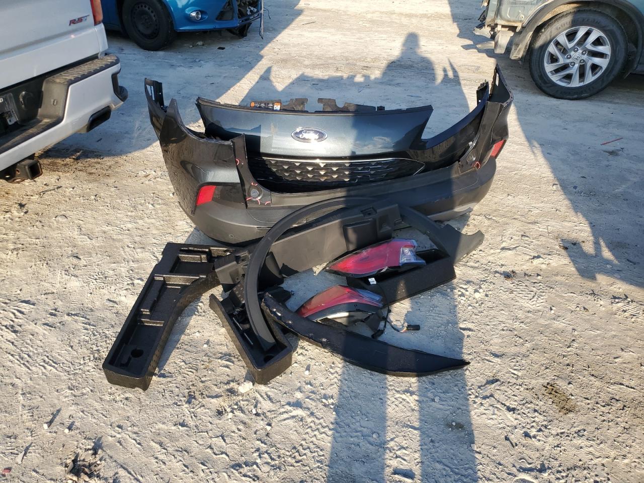 2022 FORD ESCAPE SEL VIN:1FMCU0H62NUB91975