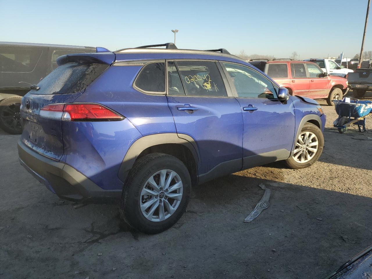 2022 TOYOTA COROLLA CROSS LE VIN:7MUCAABG9NV020042