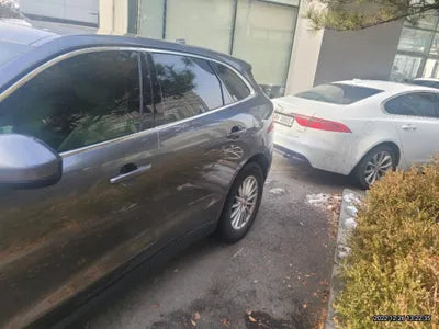 2017 Jaguar F-Pace VIN: