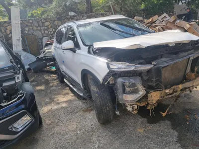2018 Hyundai Santa FE VIN: