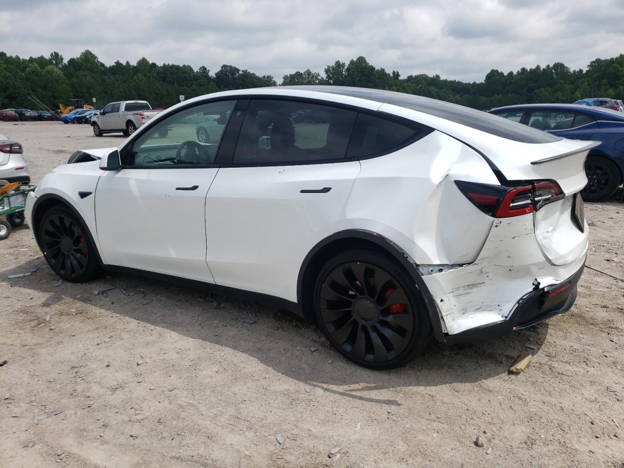 2022 TESLA MODEL Y  VIN:7SAYGDEF2NF378206