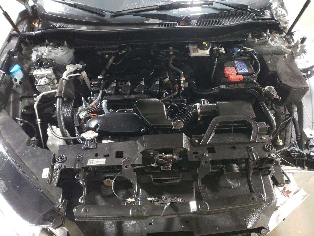 2024 HONDA CR-V LX VIN:2HKRS4H29RH403411