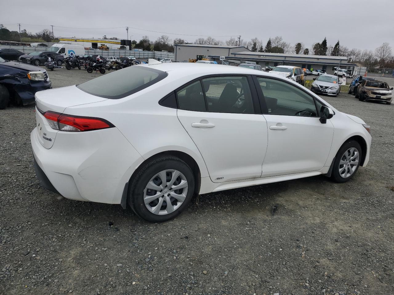 2024 TOYOTA COROLLA LE VIN:JTDBDMHE4R3012572