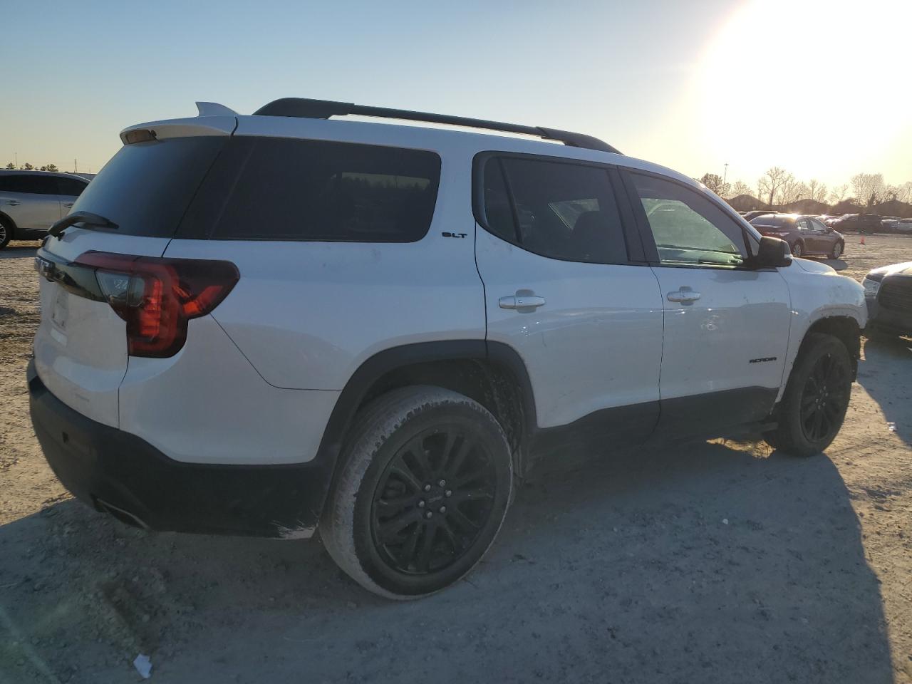 2022 GMC ACADIA SLT VIN:1GKKNMLS9NZ111894
