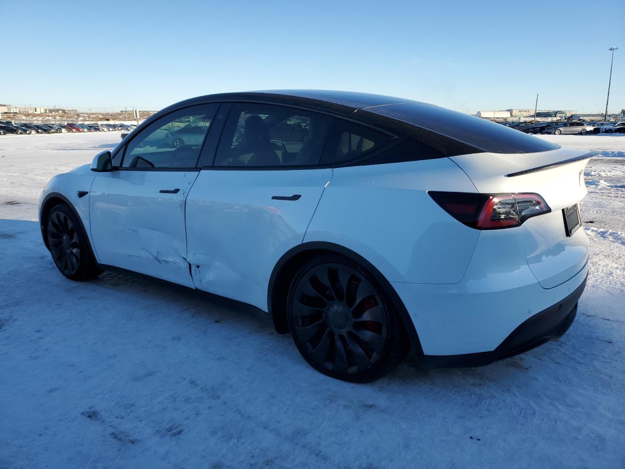 2022 TESLA MODEL Y  VIN:7SAYGDEF2NF326025