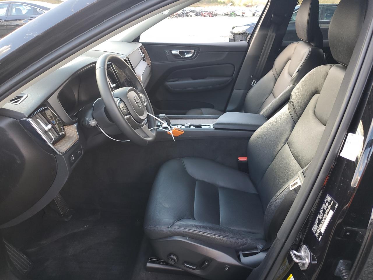 2022 VOLVO XC60 B5 MOMENTUM VIN:YV4L12DK4N1920391