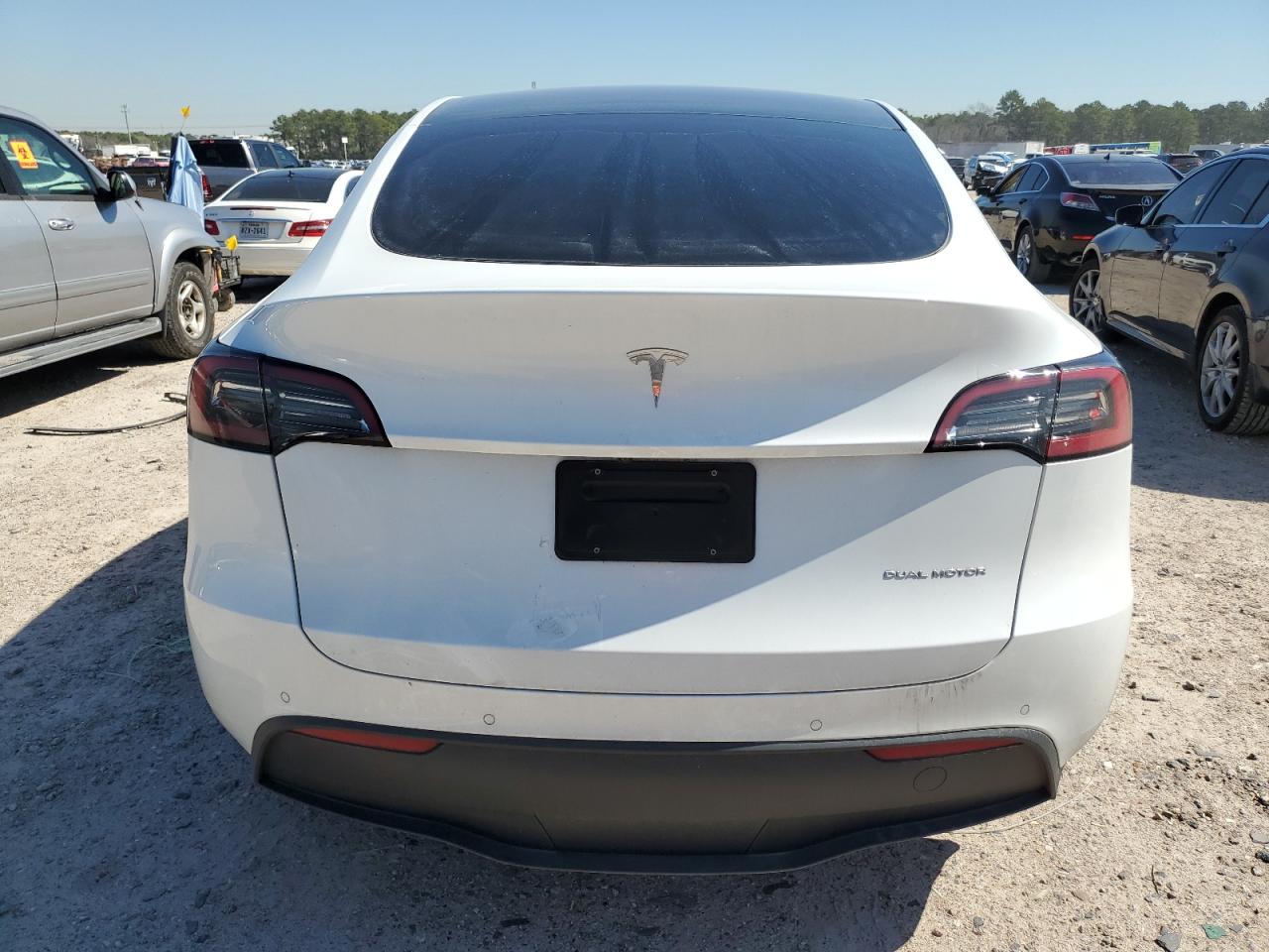 2022 TESLA MODEL Y  VIN:7SAYGDEE5NA011384