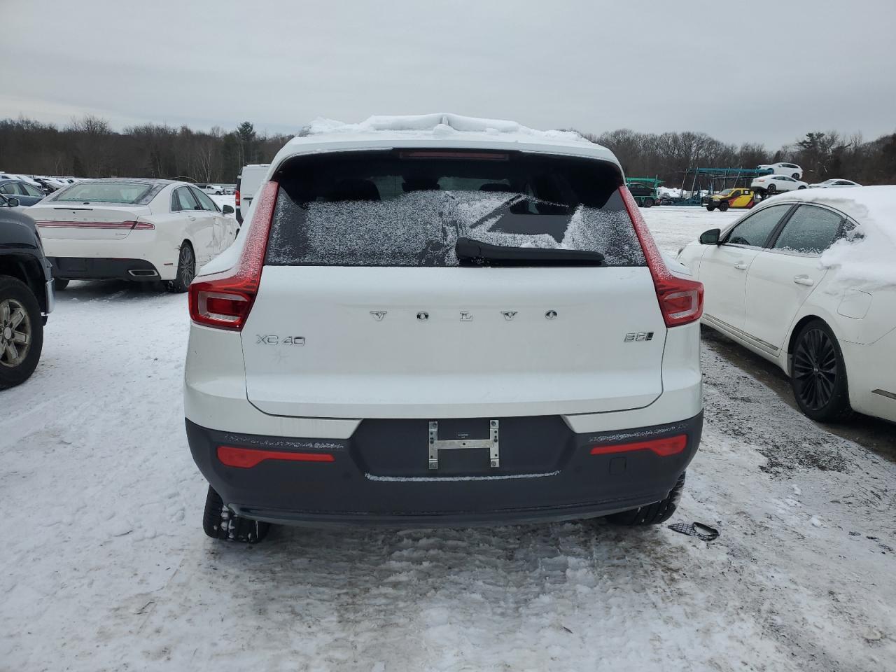 2023 VOLVO XC40 PLUS VIN:YV4L12UW2P2083723